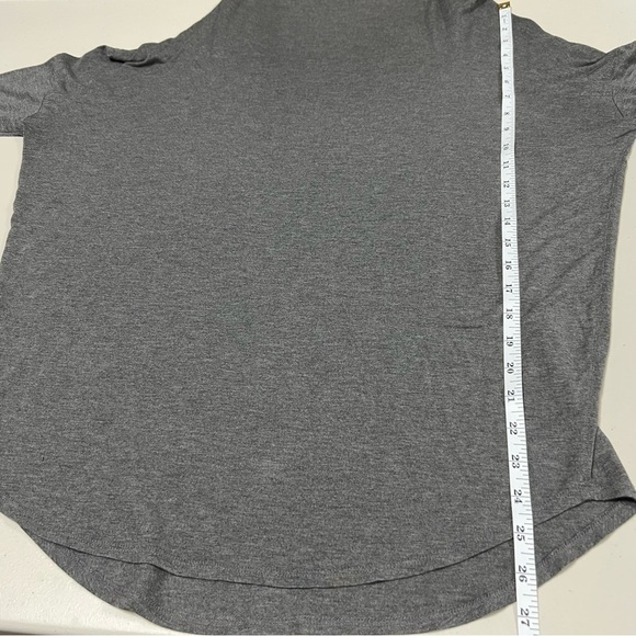Vince. Mock Neck Boxy Long Sleeve - Picture 5 of 6